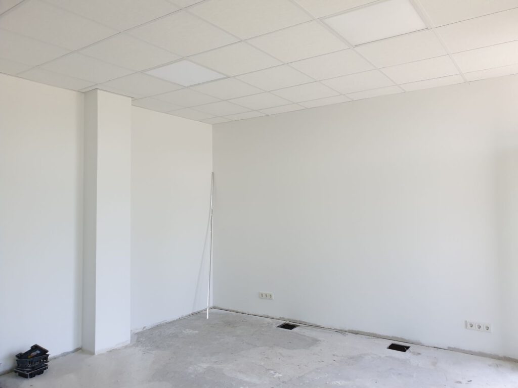 Das neue Büro von Jens Gronert ist bis auf den Fußboden bezugsfertig