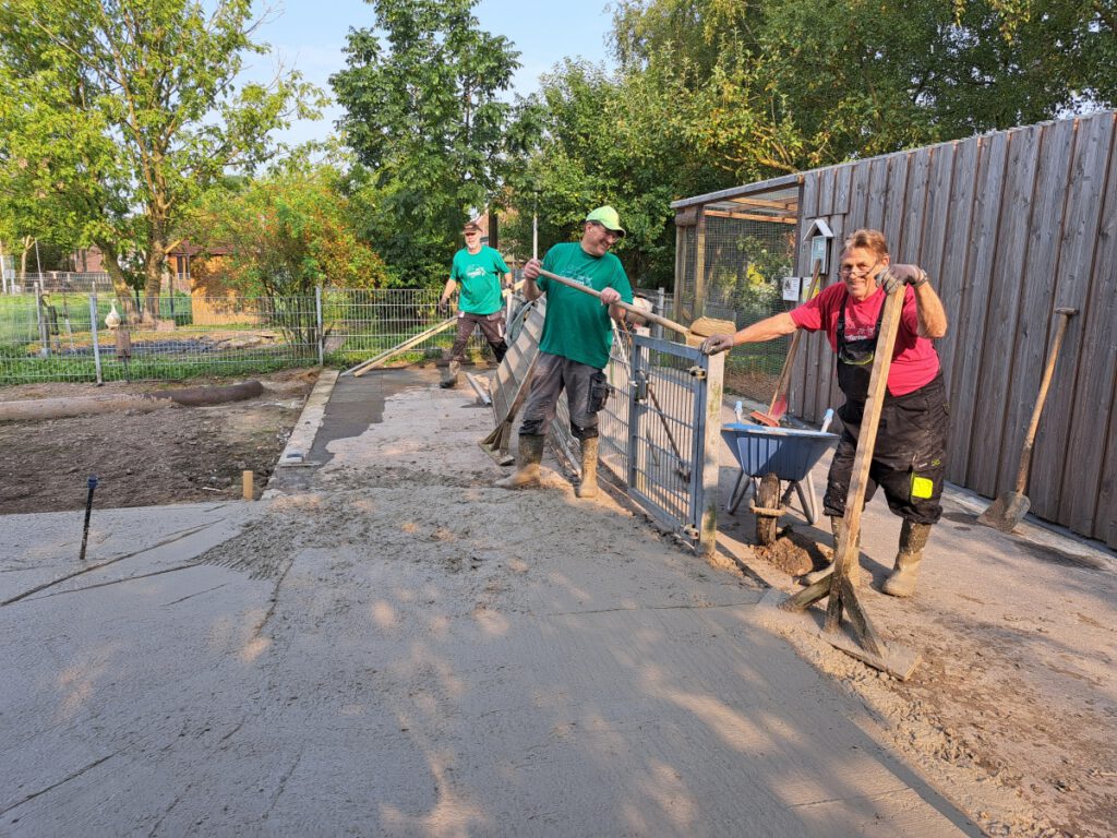 war ein hartes Stück Arbeit für die nicht mehr ganz so junge Crew , aber es ist geschafft