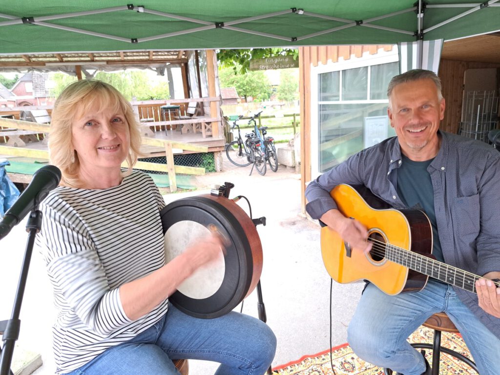 Petra und Holger, das Duo "Hope" legte los