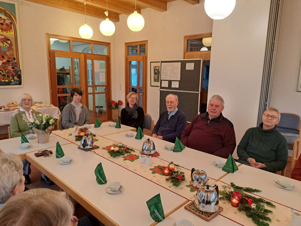 Mit dabei von L. Herta Daniels, Julia Uelsmann, Eva Hadem, Jibbo-Edo Ahlrichs, Willi Jacobs und Almut Wirdemann aus Esens