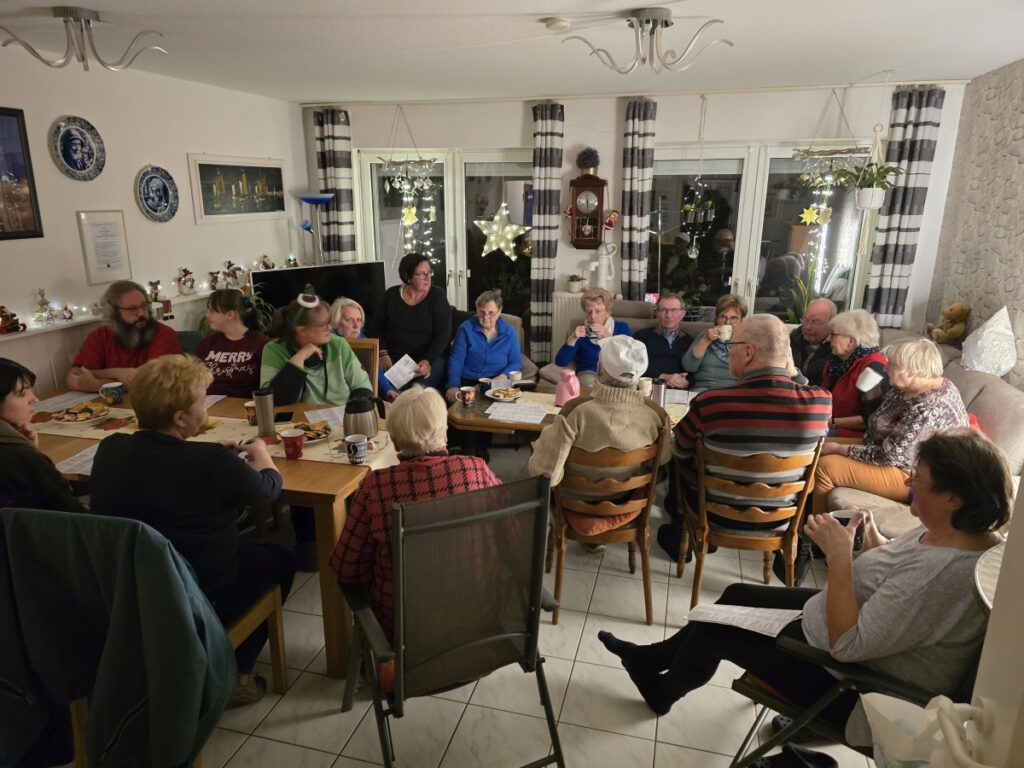 Die Stube bei Bori Vogel ist voll besetzt