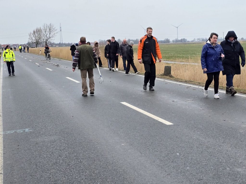 Viele Boßler und Mitläufer waren unterwegs