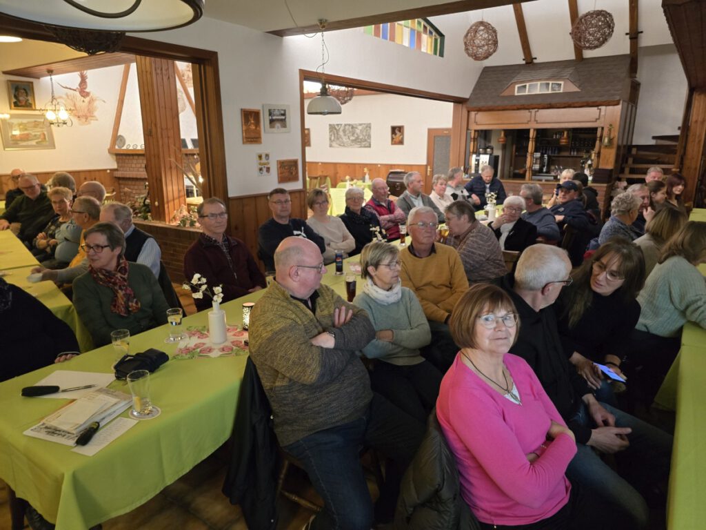 Gut besucht war die "Dömaals in Weerm" auch gestern Abend