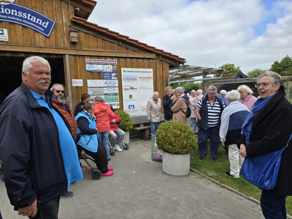 auf geht´s zur Führung durch den Haustierpark